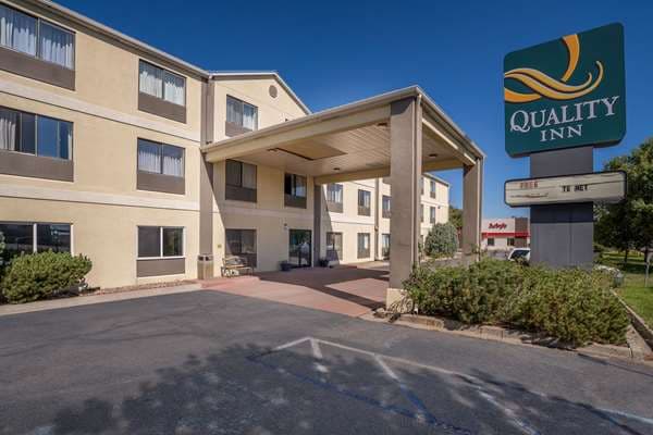 Quality Inn Denver Northeast Brighton, Hotel in Todd Creek
