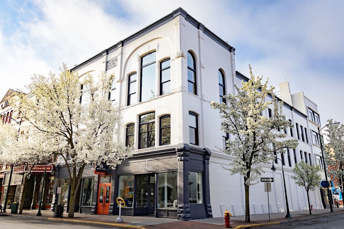 The Flats at Front + Union, Hotel in Traverse City
