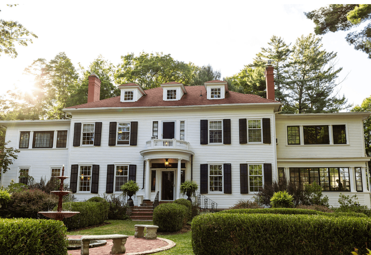 16 Elm Heritage Hotel, Hotel in Trumansburg