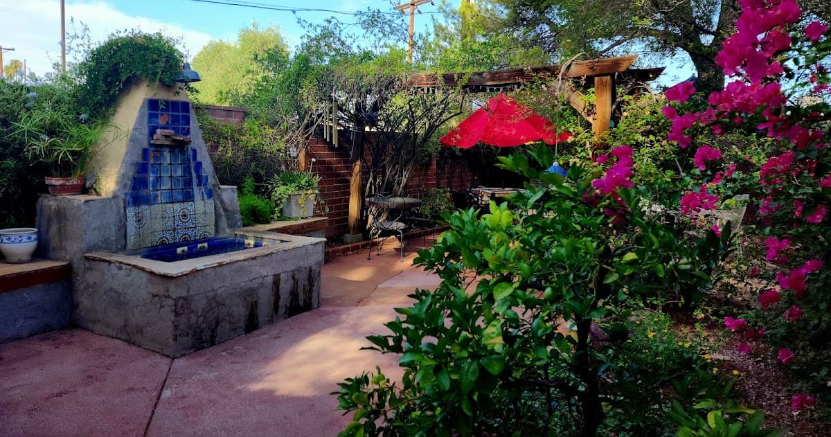 Mon Ami Bed and Breakfast, Bed & Breakfast in Tucson