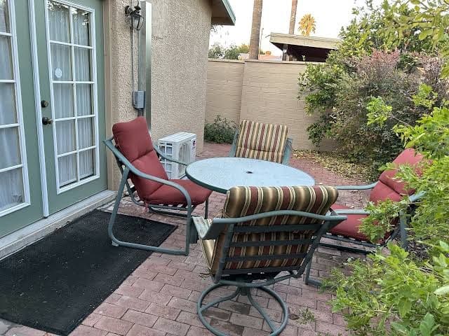 Adorable 1 Bedroom, 1 Bath Centrally Located Guest House, Guesthouse in Catalina Foothills