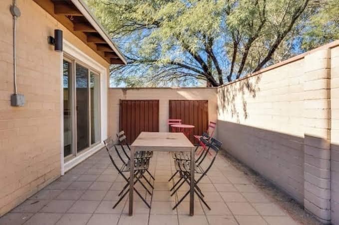 Palo Verde Guest House is a perfect location for exploring Tucson., Guesthouse in Tucson