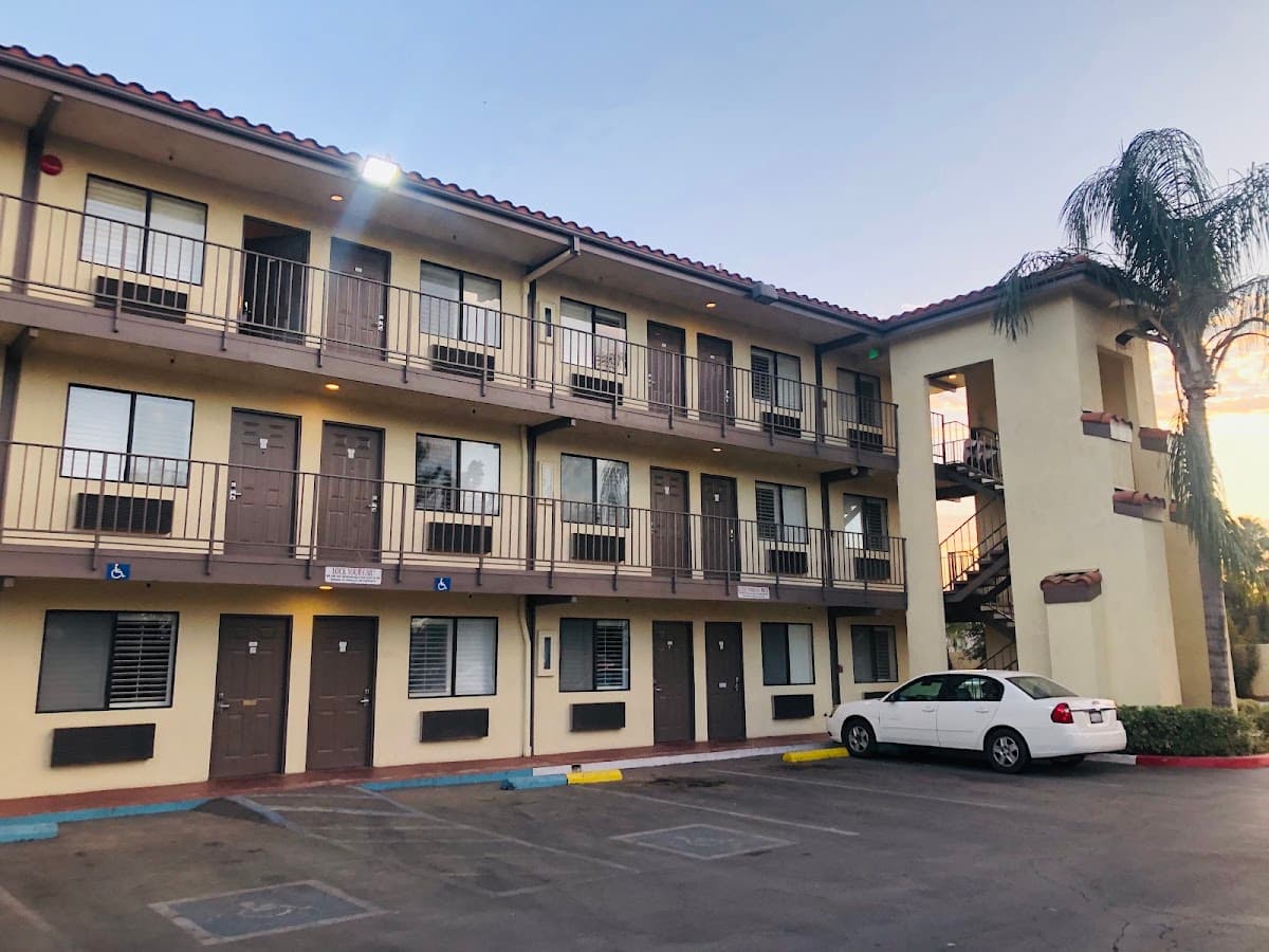 Red Roof Inn Tulare - Downtown/ Fairgrounds, Hotel in Tulare