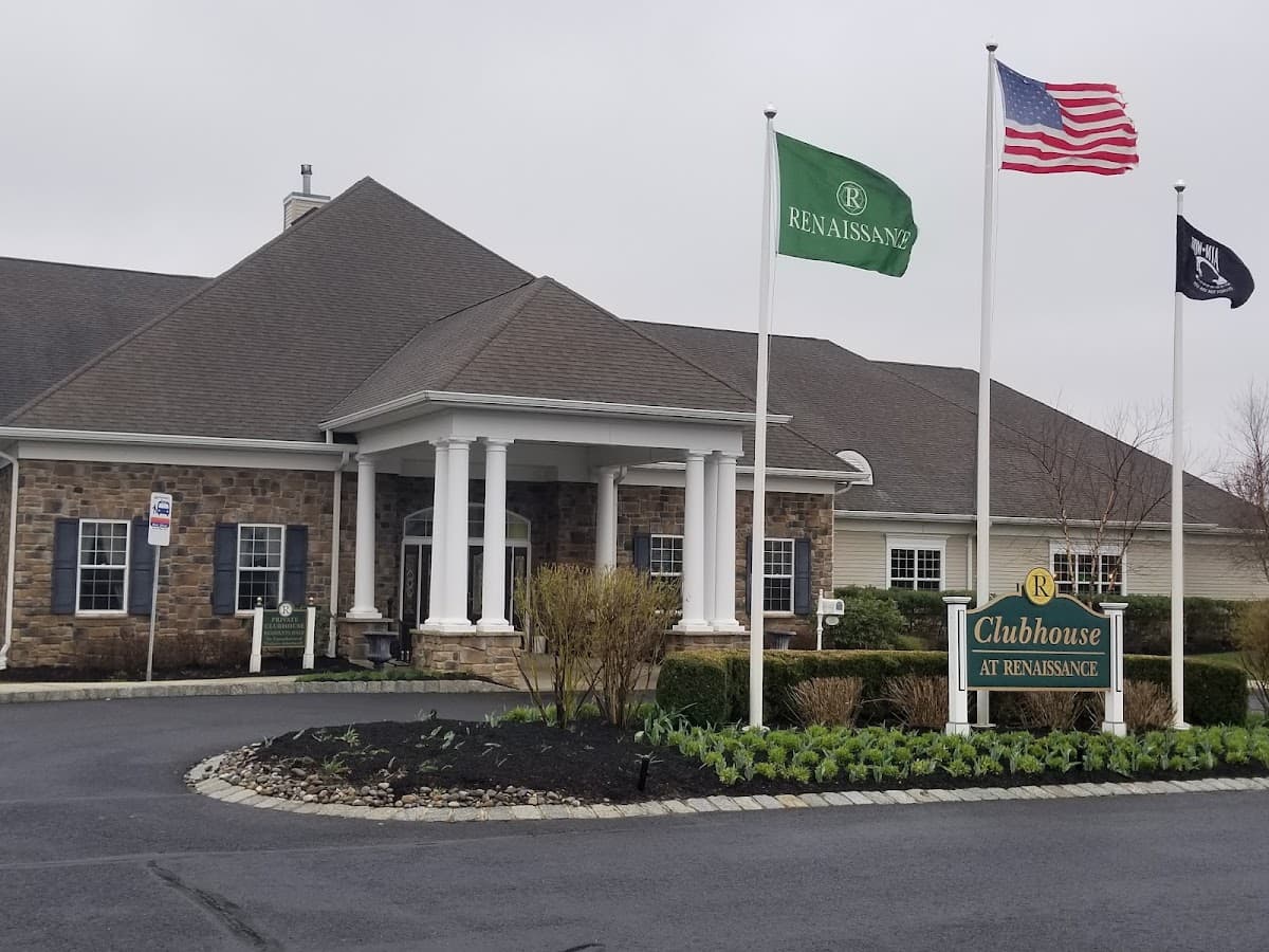 Renaissance at Monroe, Hotel in Twin Rivers