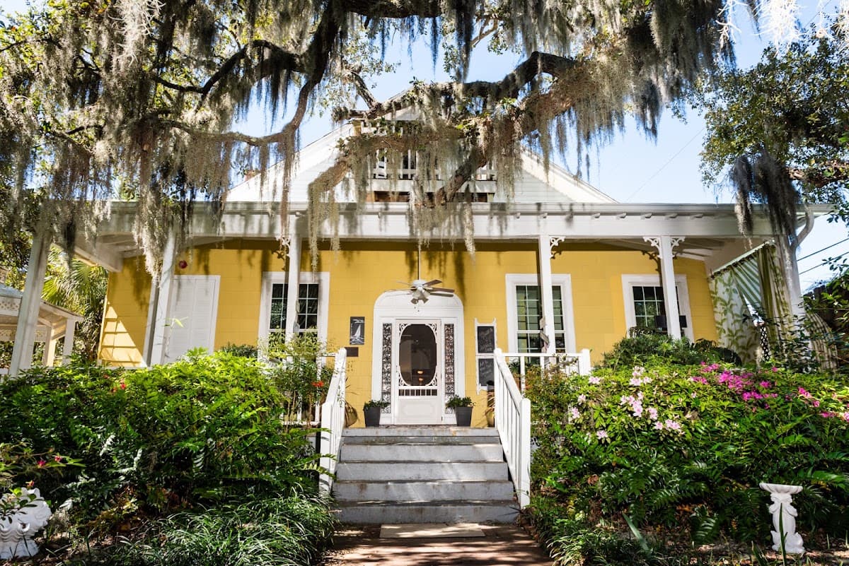 Tybee Island Inn, Bed & Breakfast in Tybee Island