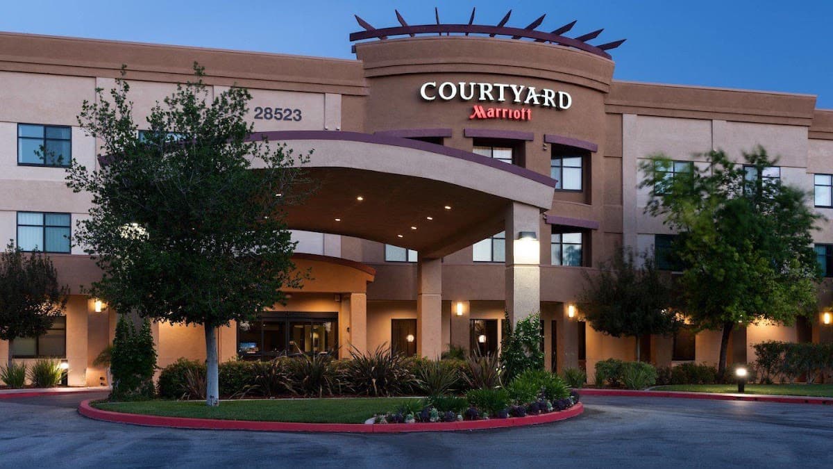 Courtyard by Marriott Santa Clarita Valencia, Hotel in Valencia