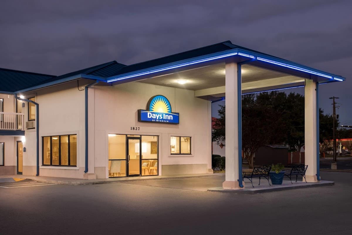 Days Inn by Wyndham Valdosta I-75, Hotel in Remerton