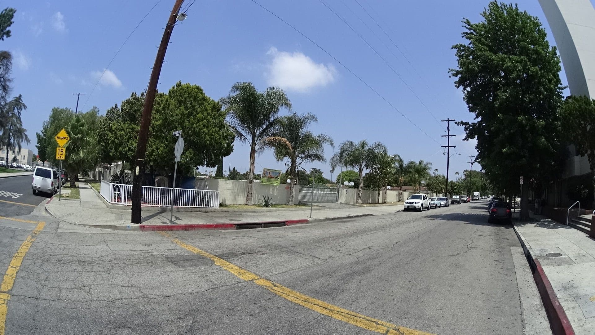 Street view near Participación, Van Nuys — © mly_la (CC BY-SA · Mapillary)