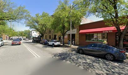 Dover Medical Building, Hotel in Victory Gardens
