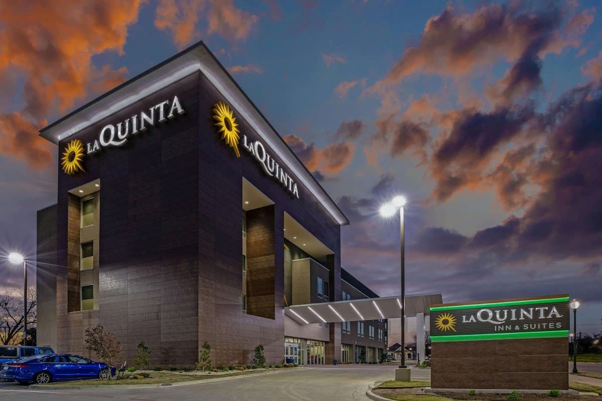 La Quinta Inn and Suites by Wyndham Waco Downtown - Baylor, Hotel in Waco
