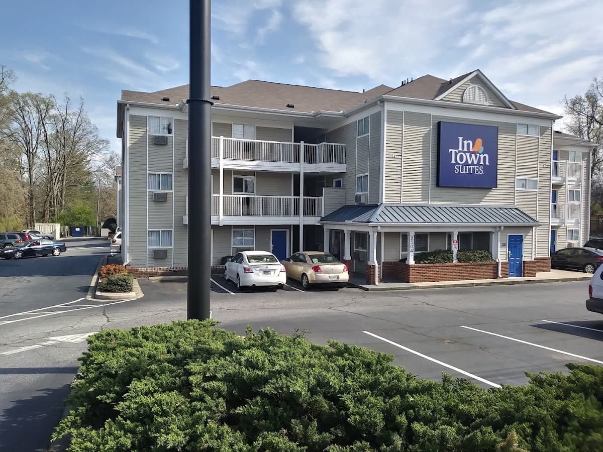 InTown Suites Extended Stay Greenville SC - Wade Hampton, Aparthotel in Wade Hampton
