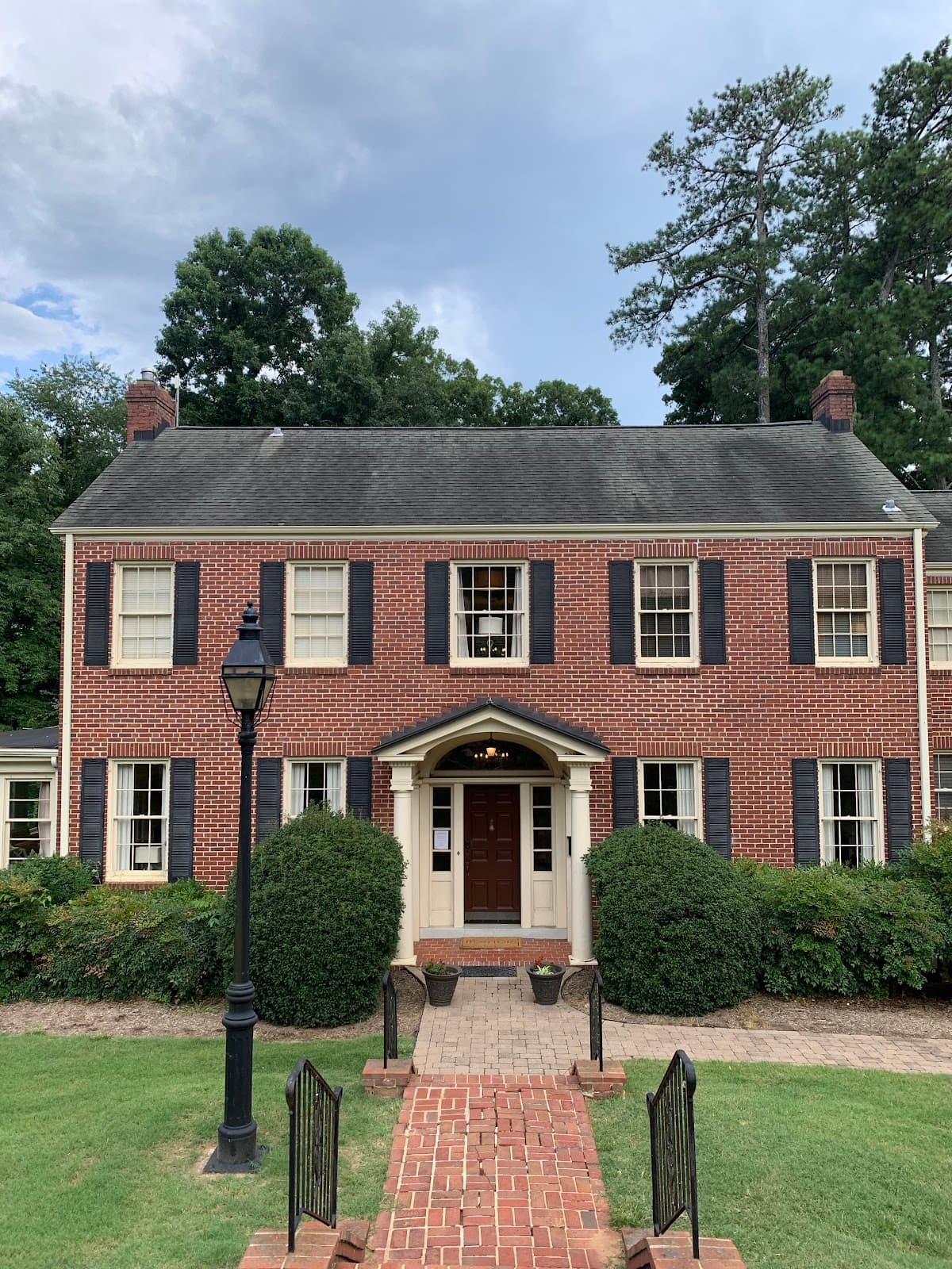 Manor House, Guesthouse in Wake Forest