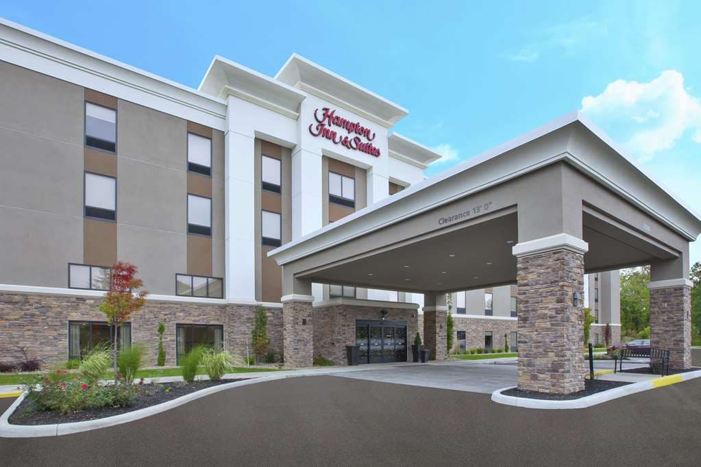 Hampton Inn & Suites Oakwood Village-Cleveland, Hotel in Walton Hills