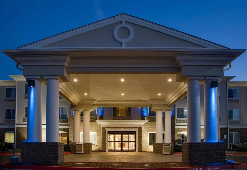 Quality Inn & Suites Bethany - Oklahoma City West, Hotel in Warr Acres