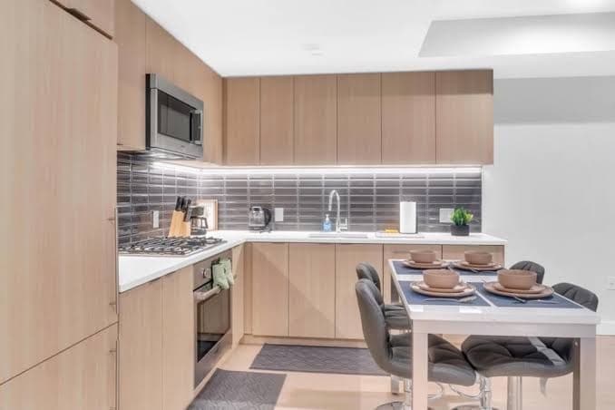 Fully Furnished Apartment in Washington near Logan Circle - Classic Condo (No Access To Pool, Gym, And Terrace), Hotel in Shaw