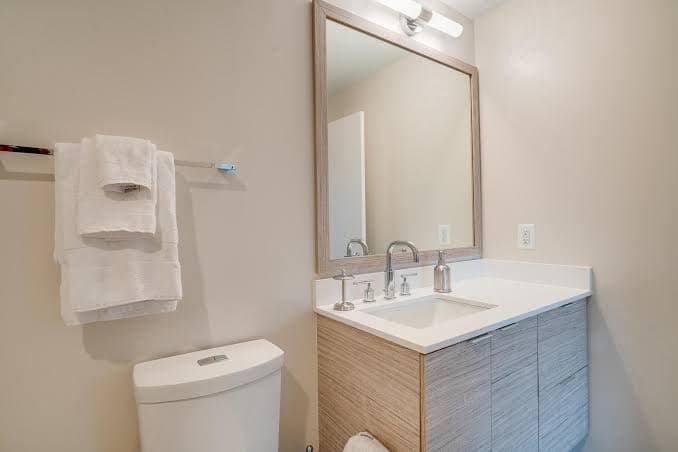 NW DC 30 Day Luxury Aparmtents - One-Bedroom Apartment, Hotel in Shaw