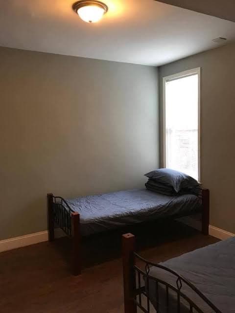 202 Private Room-Double Twin Bed in CoHi DC! - Double Room with Shared Bathroom, Hotel in Columbia Heights