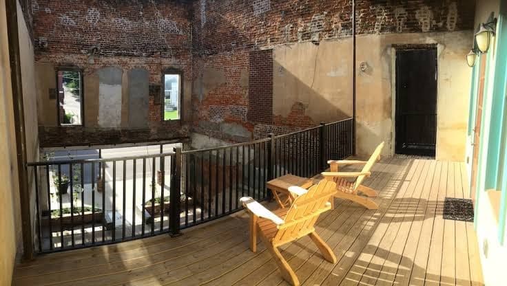Blu-Buck Mercantile Hotel, Courtyard Room, Hotel in Water Valley