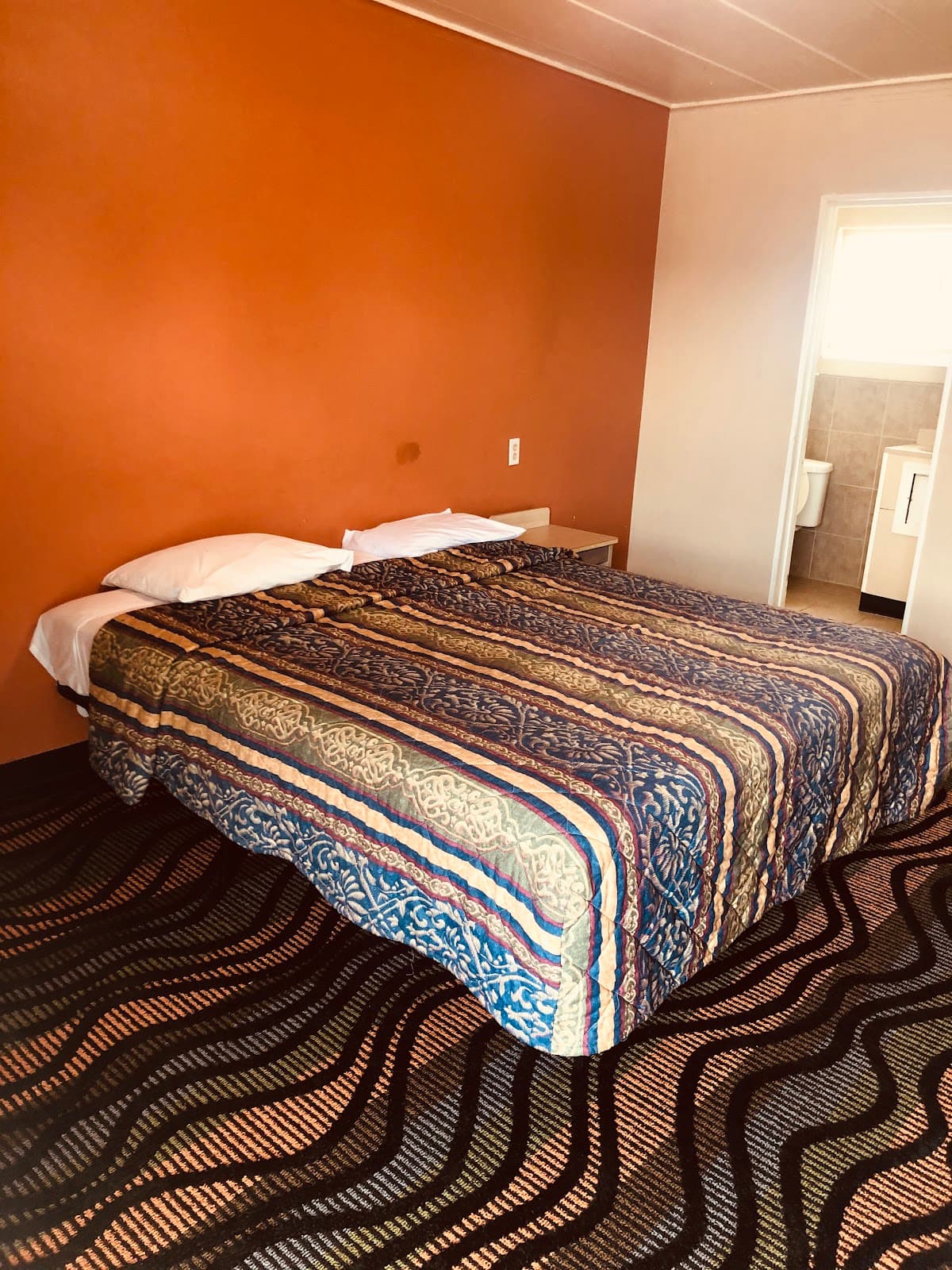 Sherwood Motel, Motel in Pontiac