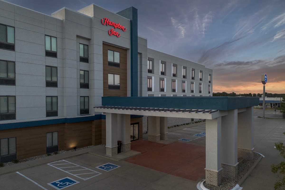Hampton Inn Waterloo Cedar Valley, Hotel in Evansdale
