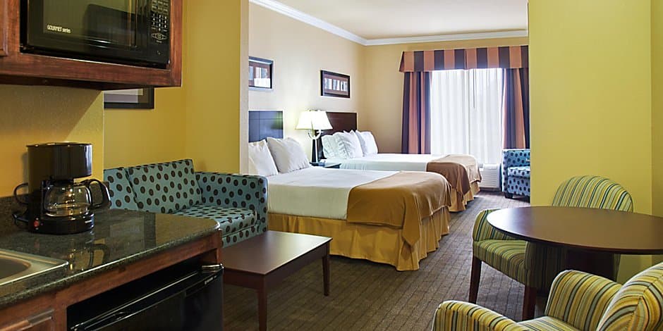 Hotel Liquidation, Hotel in Waxahachie