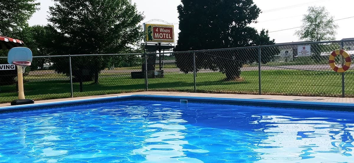 4 Winds Motel, Hotel in West Baraboo