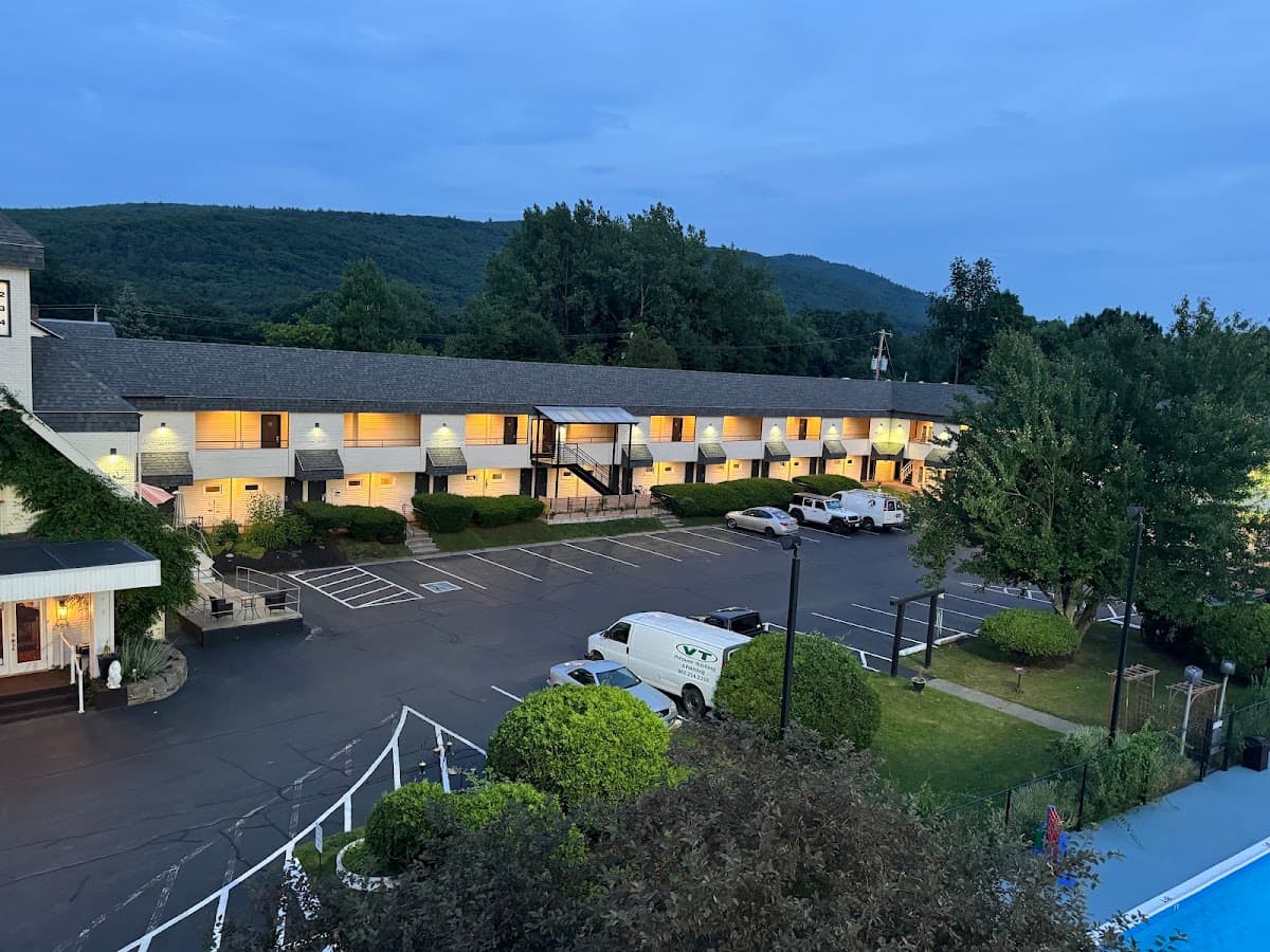 The Black Mountain Inn, Motel in Brattleboro