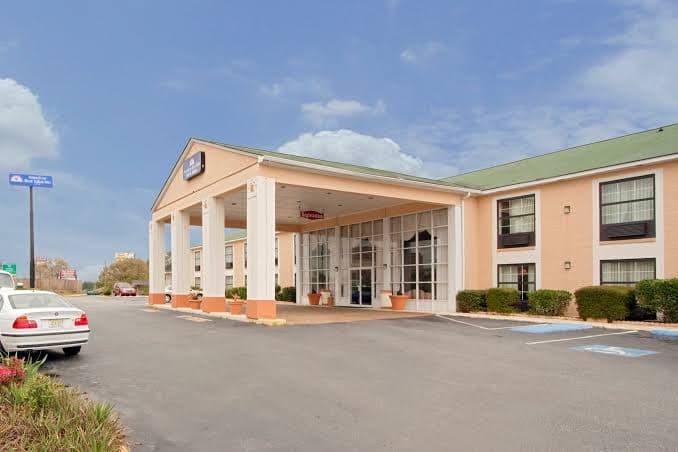 Americas Best Value Inn, Motel in West Columbia
