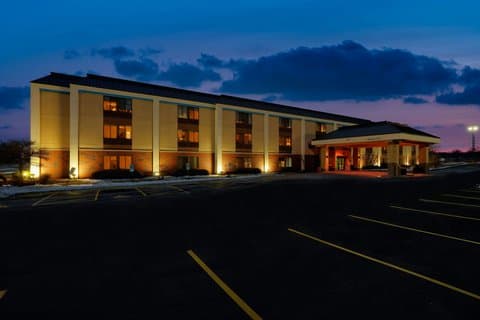 Elgin Inn, Hotel in West Dundee