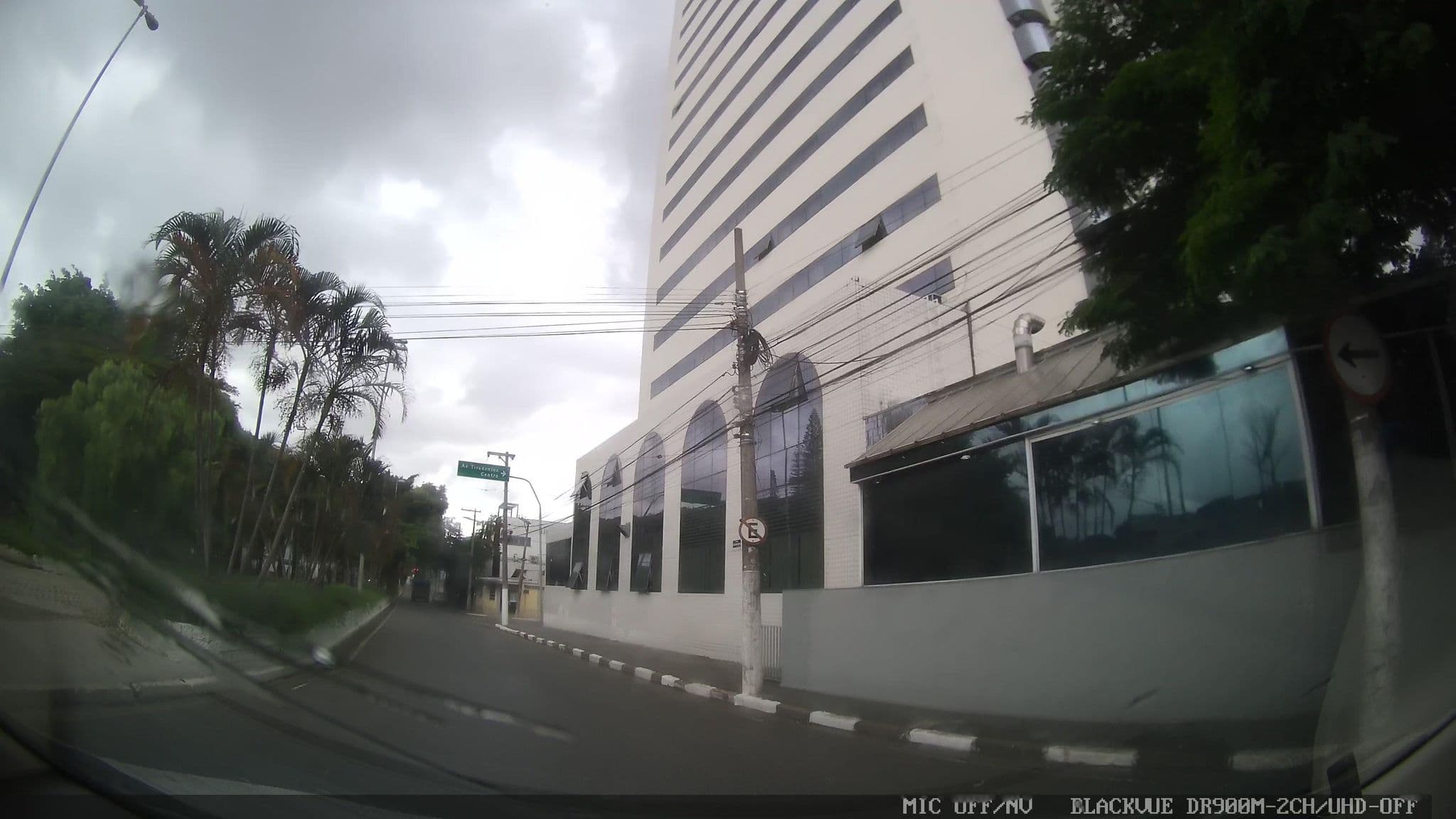 Street view near Bristol International Airport, Guarulhos — © marciosampaio (CC BY-SA · Mapillary)