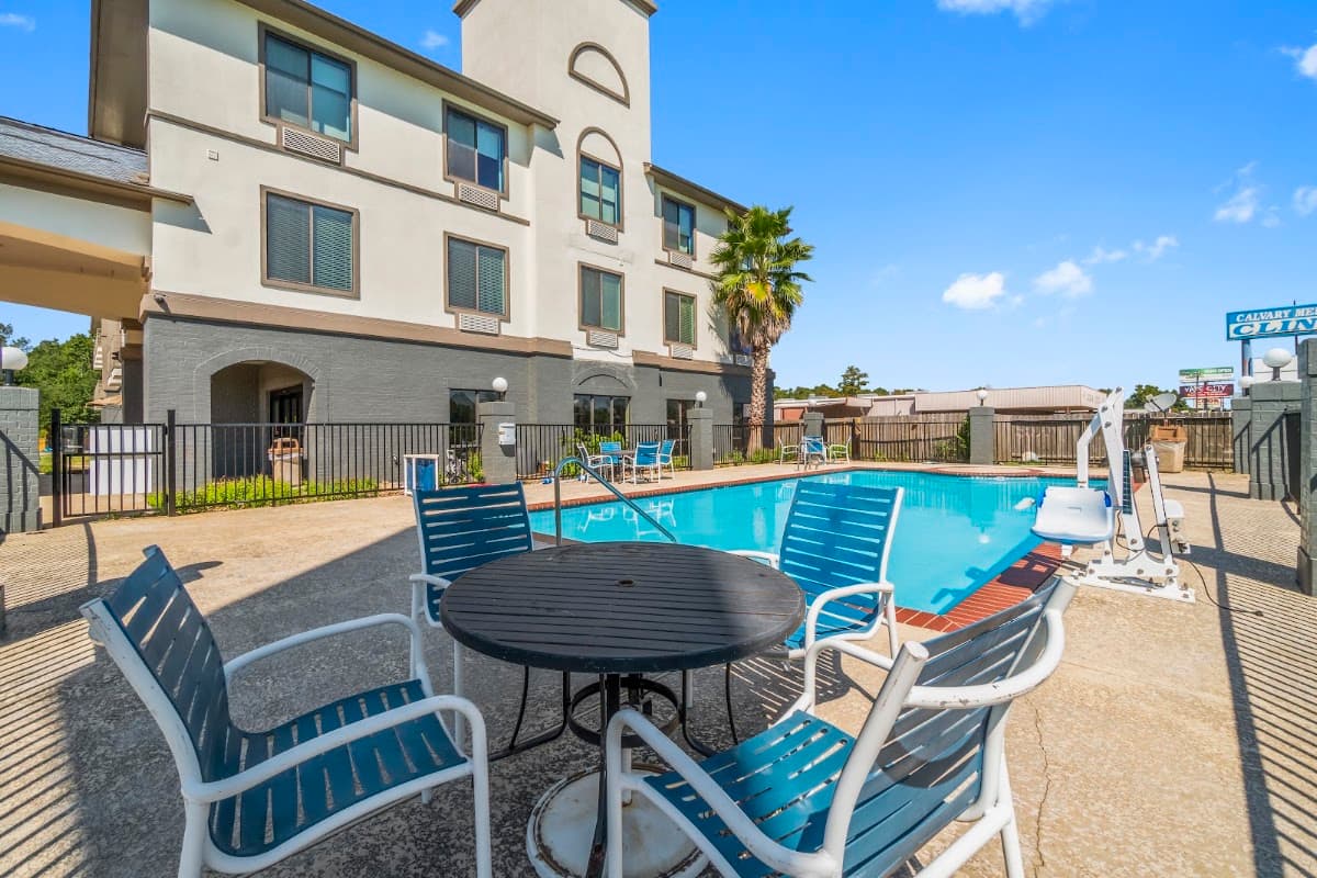 Americas Best Value Inn & Suites Livingston, Hotel in West Livingston