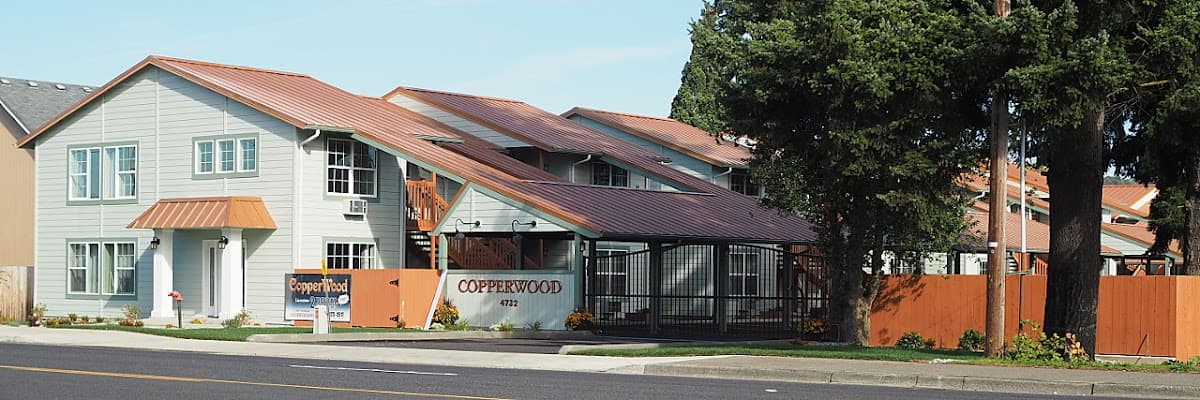 Copperwood Apartments Longview WA, Aparthotel in West Longview