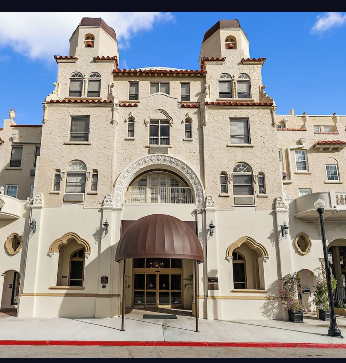 Palm Beach Historic Hotel with Juliette Balconies!, Hotel in West Palm Beach