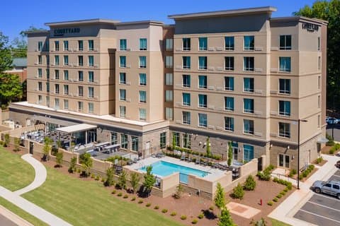 Courtyard by Marriott Raleigh Cary Crossroads, Hotel in Cary