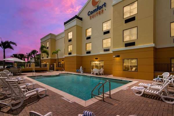 Comfort Suites Vero Beach I-95, Hotel in West Vero Corridor