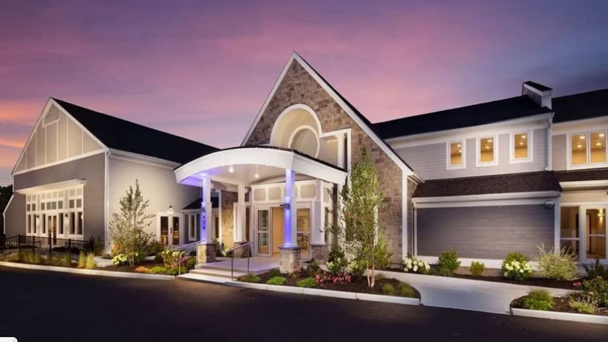 Cape Cod Irish Village, Resort in West Yarmouth