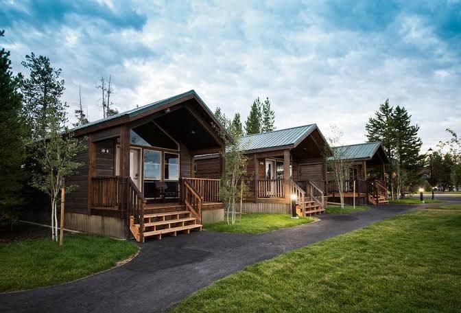 Explorer Cabins at Yellowstone, Hotel in West Yellowstone