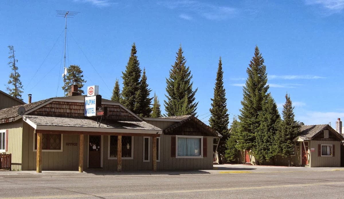 Alpine Motel, Motel in West Yellowstone
