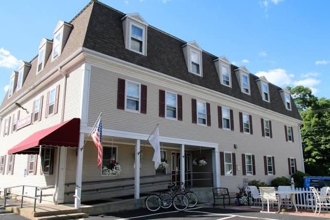 Westborough Inn - Deluxe Twin Room, Hotel in Westborough