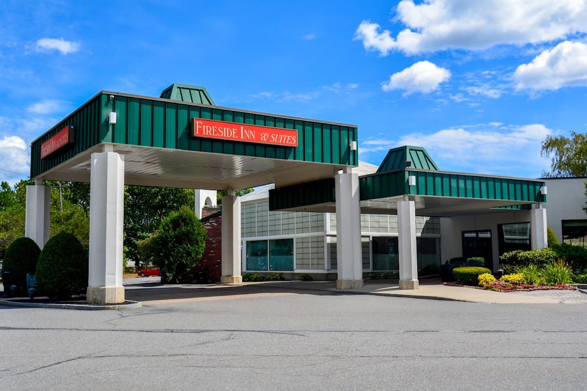 Fireside Inn & Suites Portland, Hotel in Westbrook