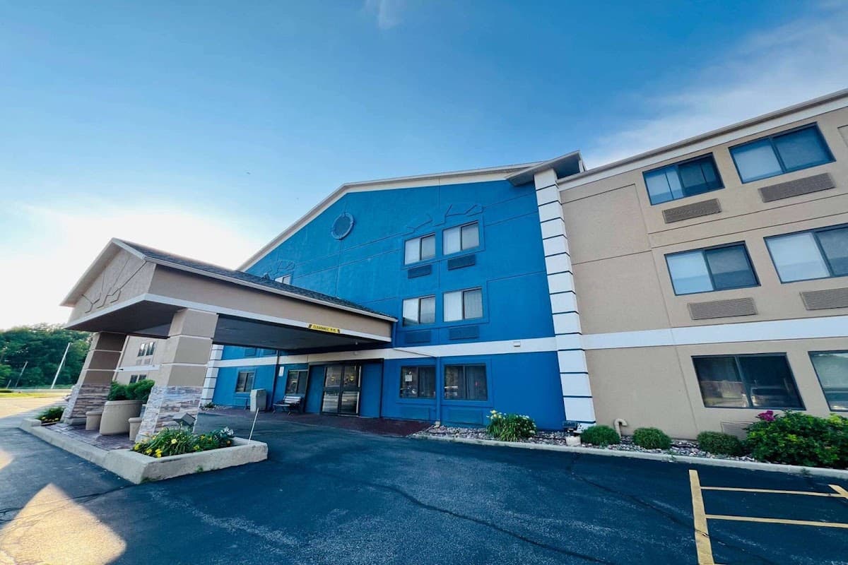 AmericInn by Wyndham Glendale/Milwaukee, Hotel in Whitefish Bay