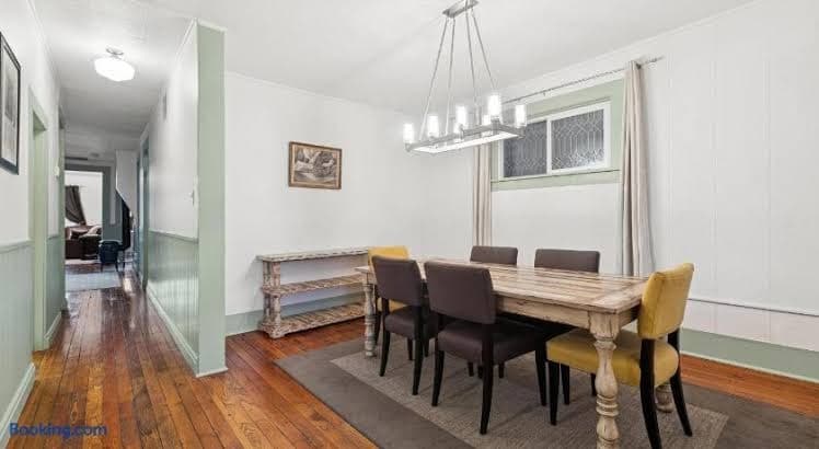 The Loft - Entire Place, Holiday Home in Whitefish