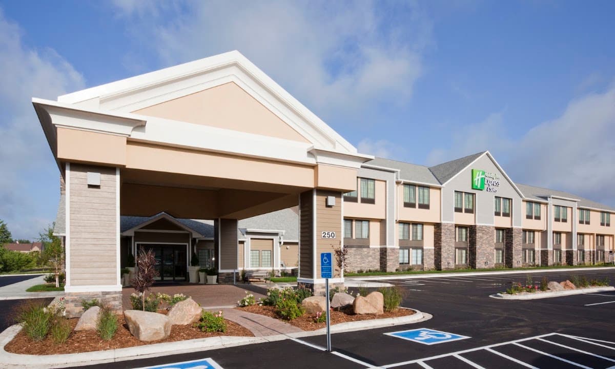 Holiday Inn Express & Suites Willmar by IHG, Hotel in Willmar