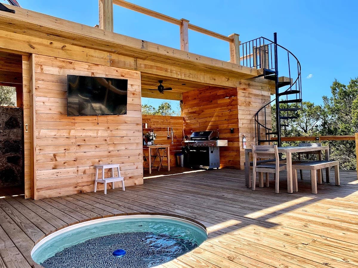The Yurtopian, Hotel in Wimberley