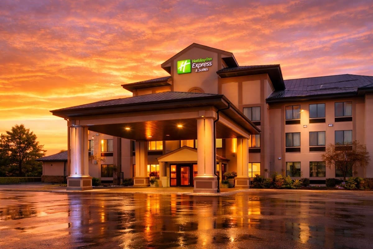 Holiday Inn Express & Suites Winner by IHG, Hotel in Winner