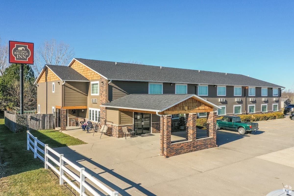 Covered Bridge Inn, Hotel in Winterset