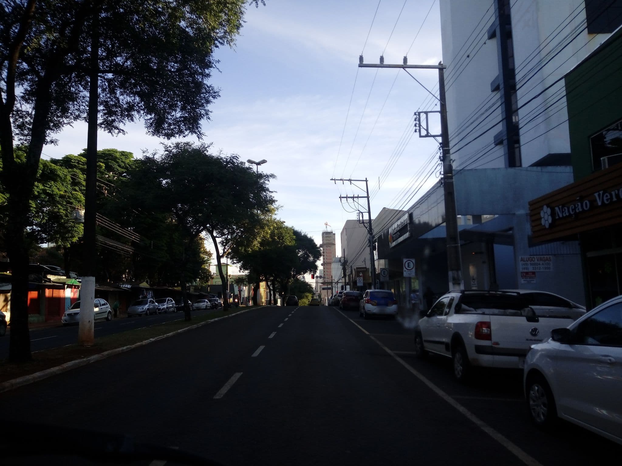 Street view near Eston Hotel, Chapecó — © dclarks (CC BY-SA · Mapillary)