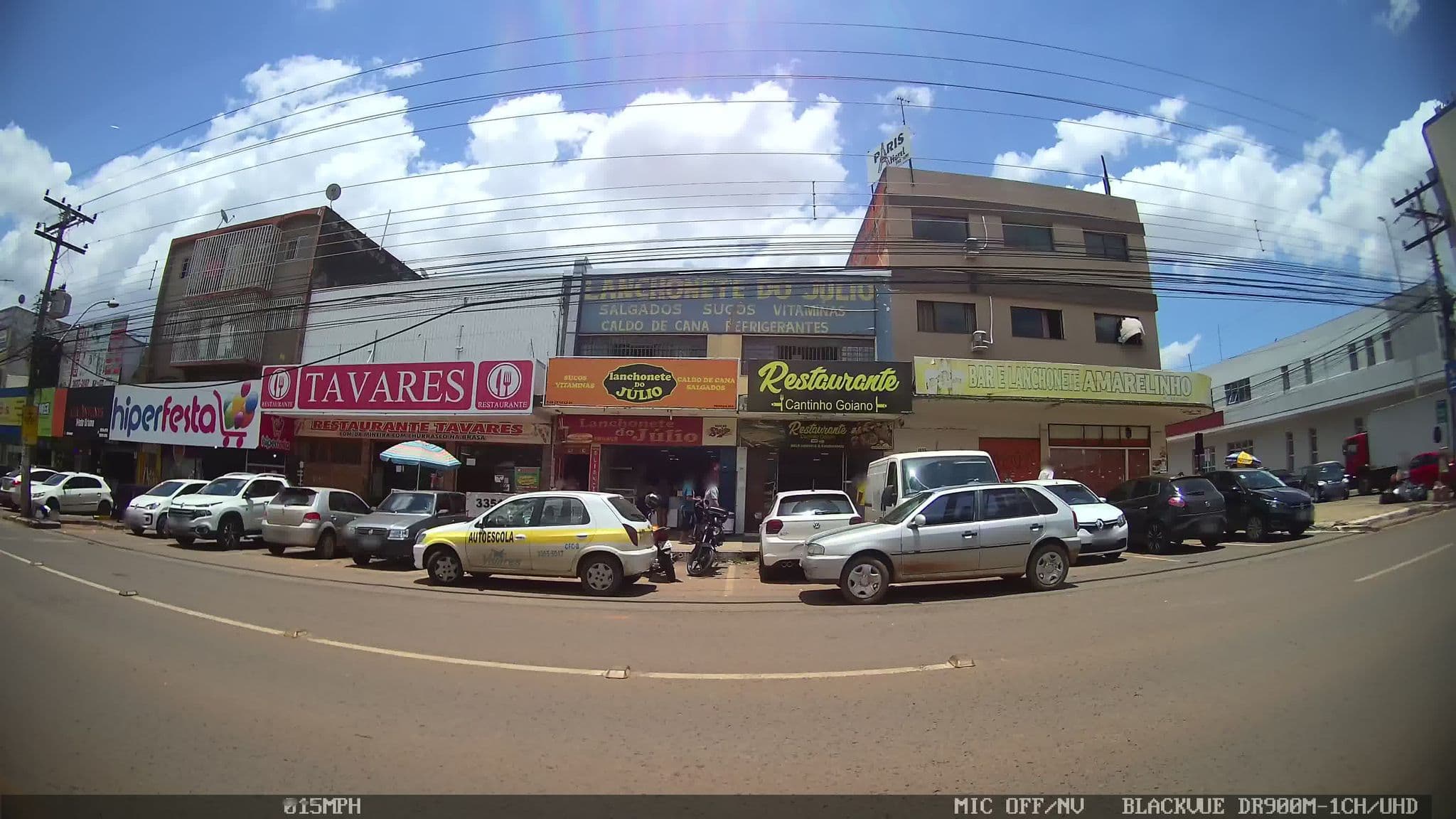 Street view near Paris Hotel, Taguatinga — © kaart_4 (CC BY-SA · Mapillary)