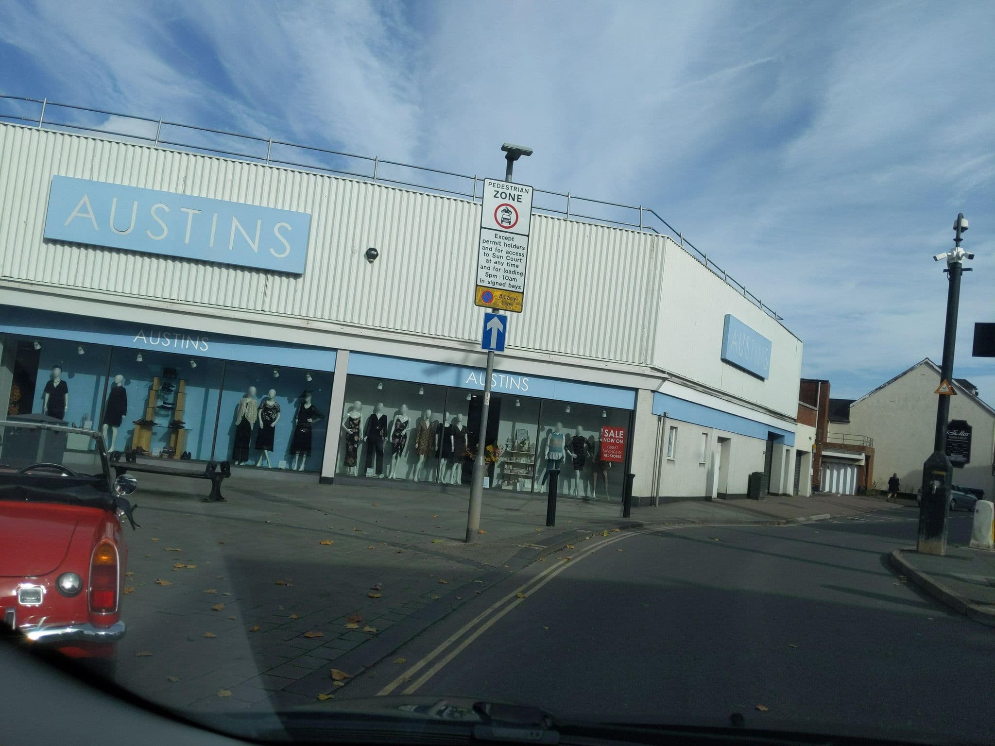 Street view near The Union Inn Pub & Rooms, Newton Abbot — © WaggyDog (CC BY-SA · Mapillary)