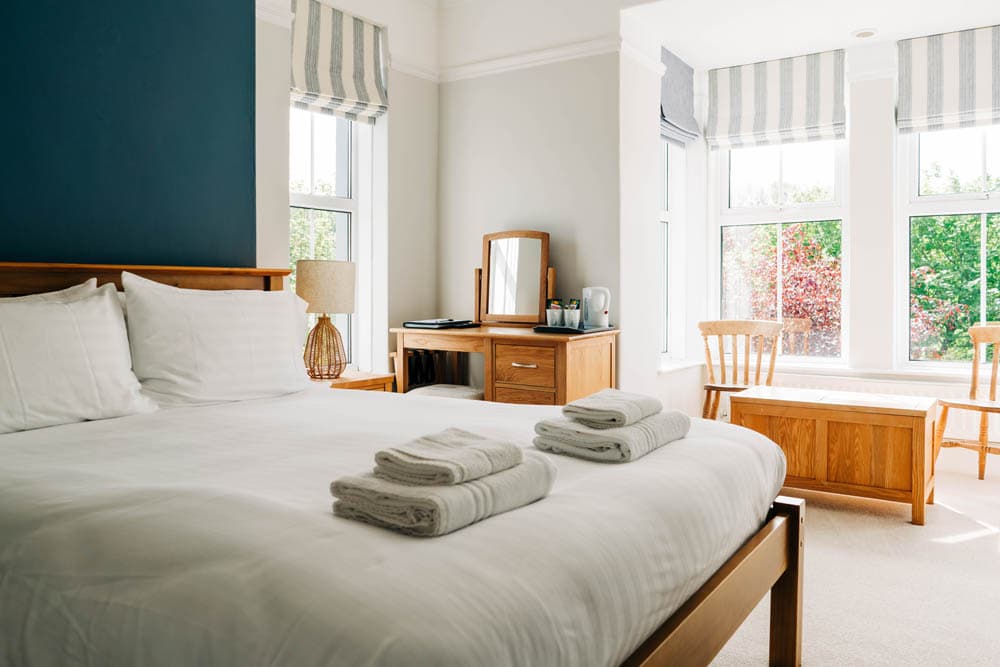 Bryn Berwyn Country House Hotel & Ty Henri Cottage, Aberporth